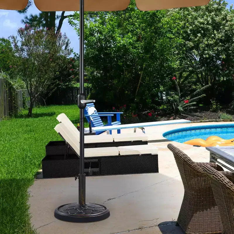 Yaheetech Heavy Duty Umbrella Base Stand with Flower Petal Pattern