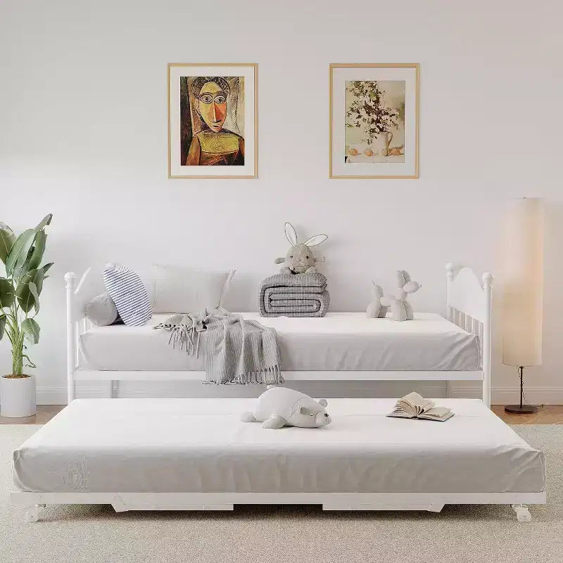 Twin Daybed with Trundle  Stylish Metal Sofa Bed Frame, Pop-Up Trundle, Perfect for Any Space