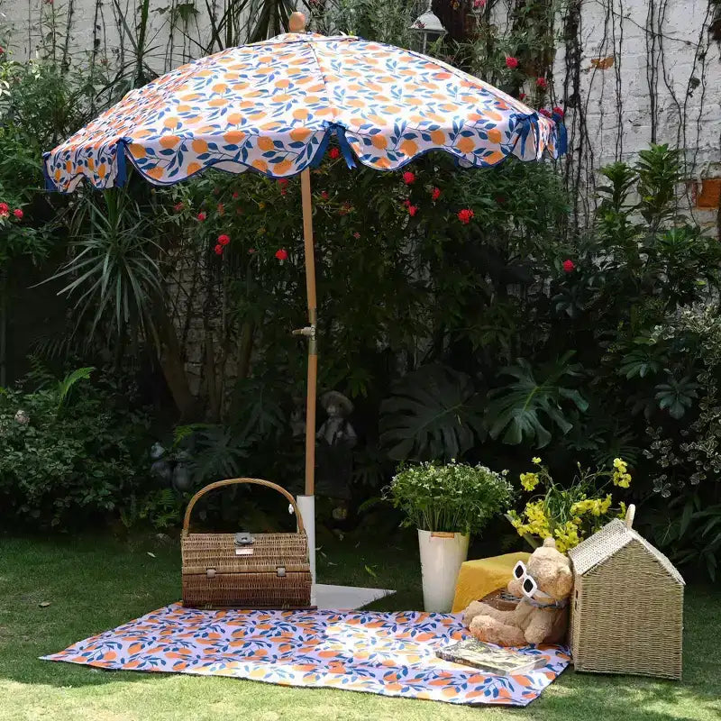 LAGarden Our Beach Portable Umbrella for Sand Beech Wood Pole Carry Bag