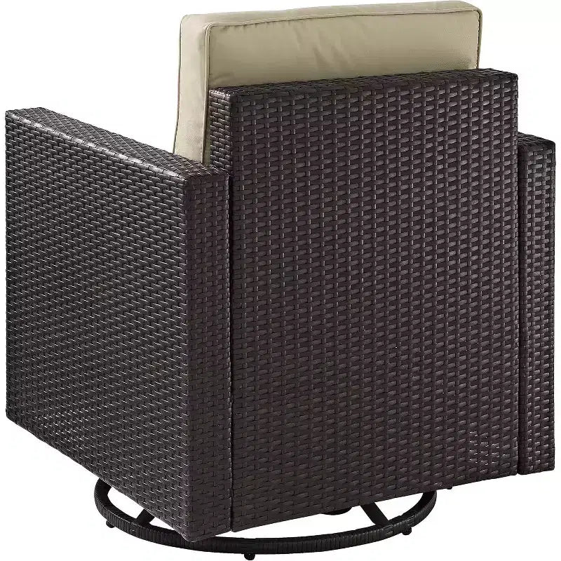 HomeStock Palm Harbor Outdoor Wicker Sofa