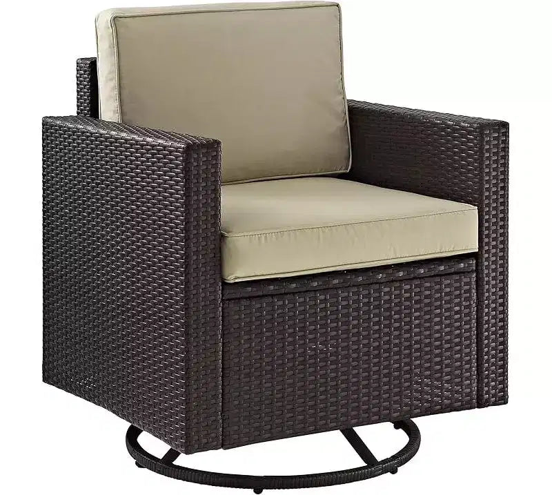 HomeStock Palm Harbor Outdoor Wicker Sofa