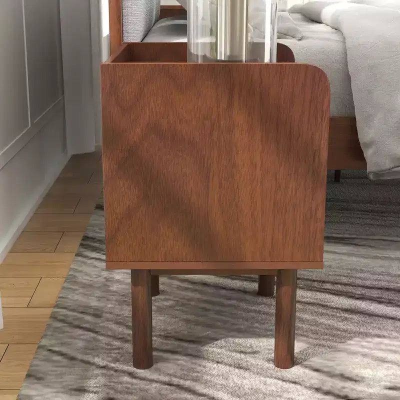 Roundhill Furniture Wyller 3-Piece Bedroom Set, Platform Bed with Two Nightstands, Natural Walnut, Queen