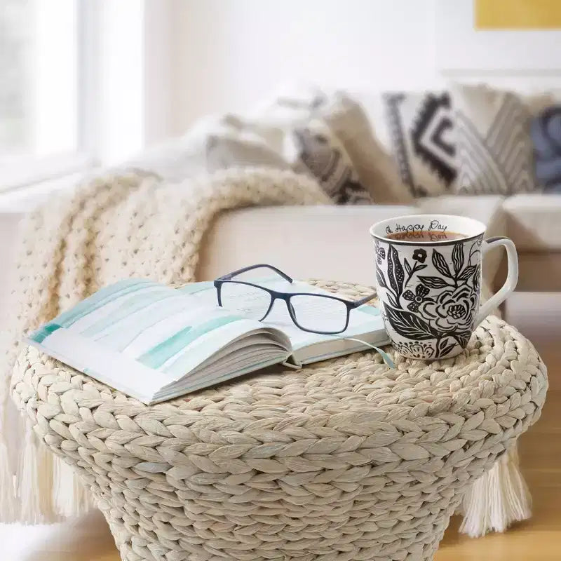Casafield Hourglass Accent Table - Whitewash White, Water Hyacinth Side Table, Woven Boho Wicker End Table for Living Room, Bedroom, Entryway