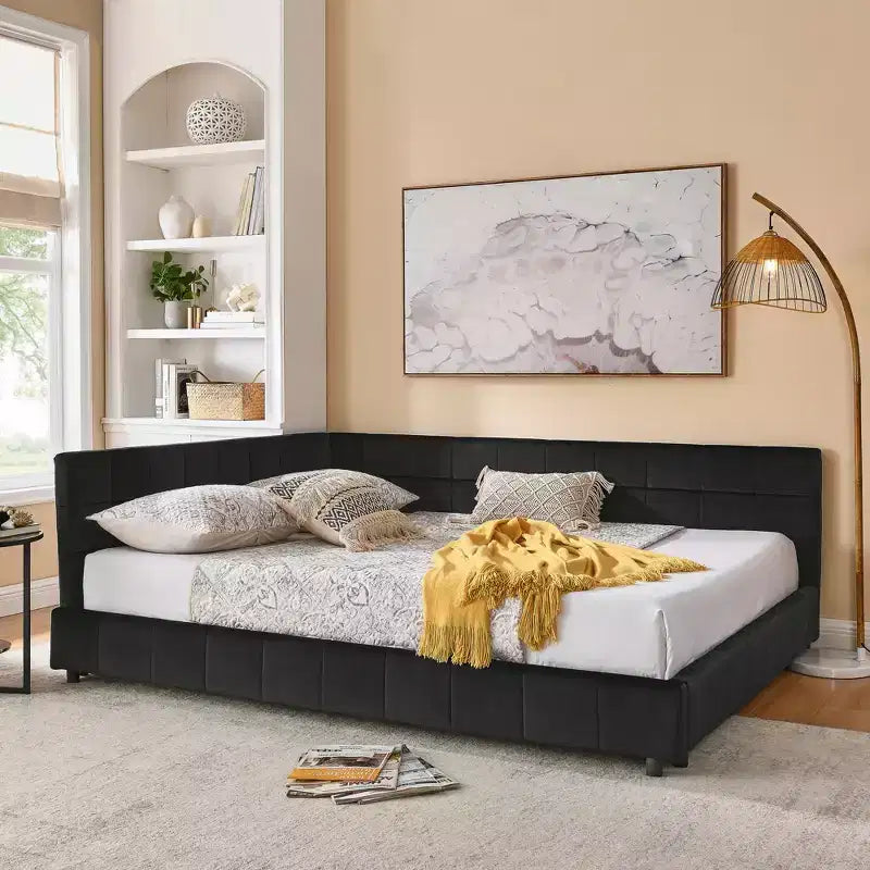 Bellemave Queen Upholstered Daybed with Comfortable Backrest and Armrests,Upholstered Daybed Frame for Bedroom and Living Room,Velvet