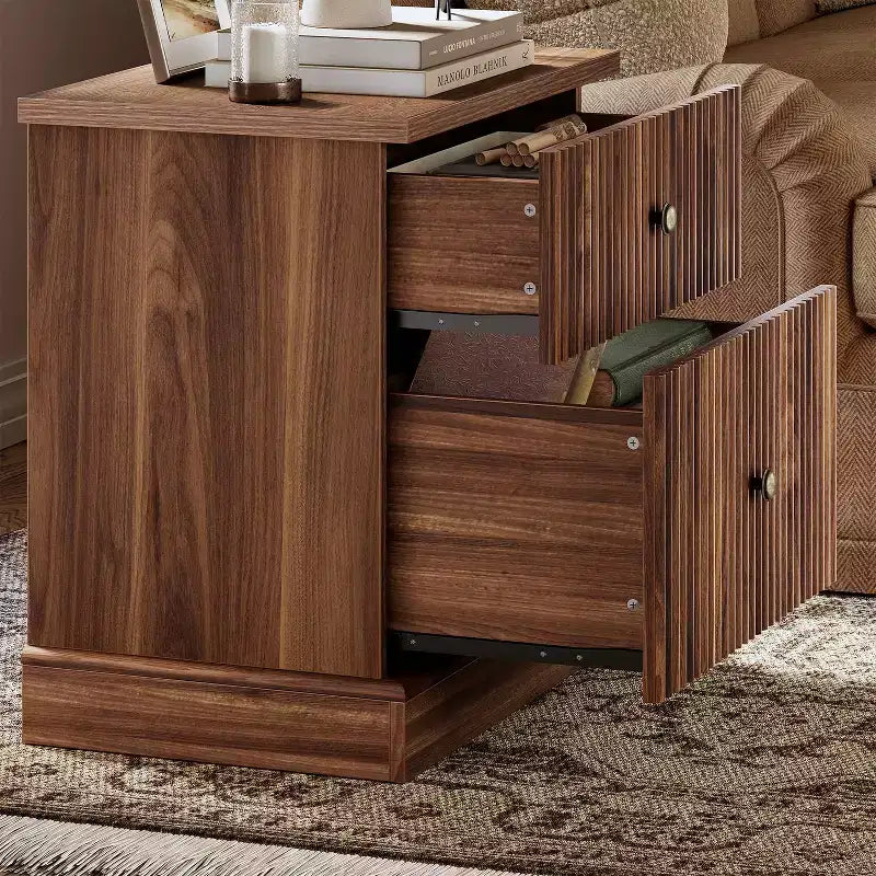 Fluted Drawer Nightstand,Mid-Century Modern Bedside Table with Curved Edge Base, Space-Saving Storage for Bedroom & Living Room