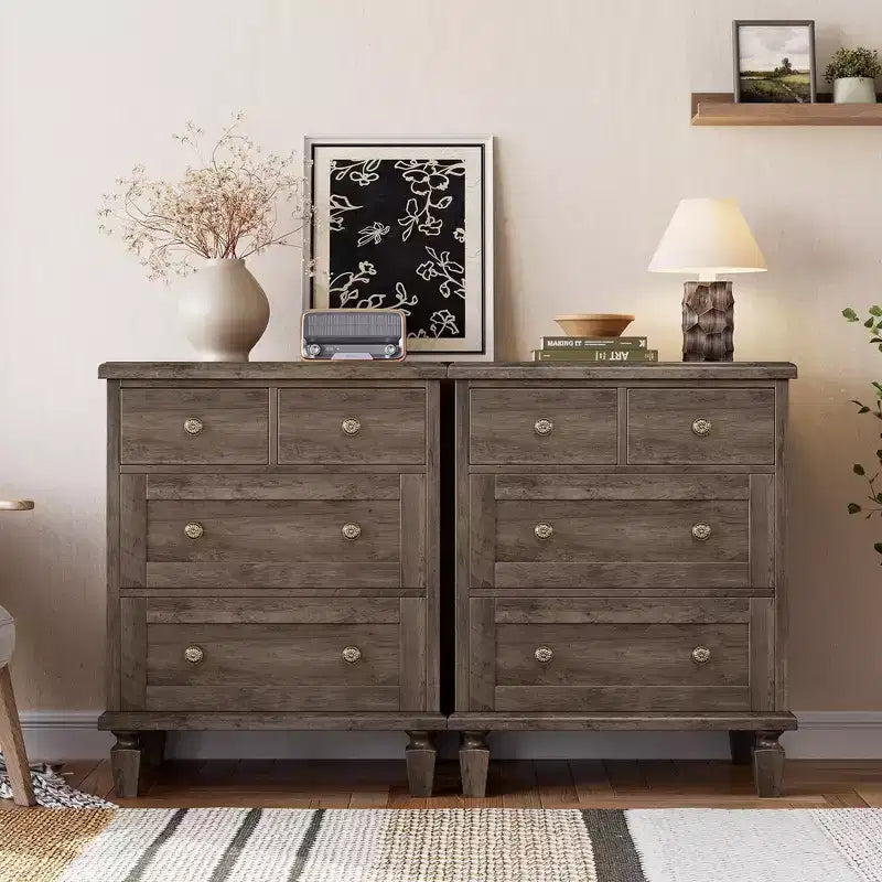 4-Drawer Vintage Dresser with Tapered Legs, Grey Wood Chest of Drawers for Bedroom, Living Room