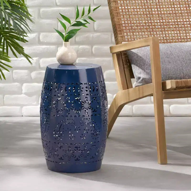 Outdoor & Indoor Metal End Table with Lace Cut Design, Barrel Accent Table for Patio, Garden, and Living Room, No Assembly Needed-Panipeachy