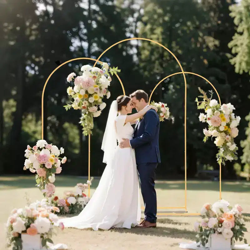 VEVOR Arch Backdrop Stand, Set of 3, 8/7.2/6.6 ft, Stable Structure, Easy Assembly, Gold Metal Arch Backdrop Stand for Wedding, Birthday Party, Gold