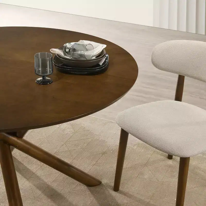 Roundhill Furniture Arnott Round Dining Table, Walnut Finish