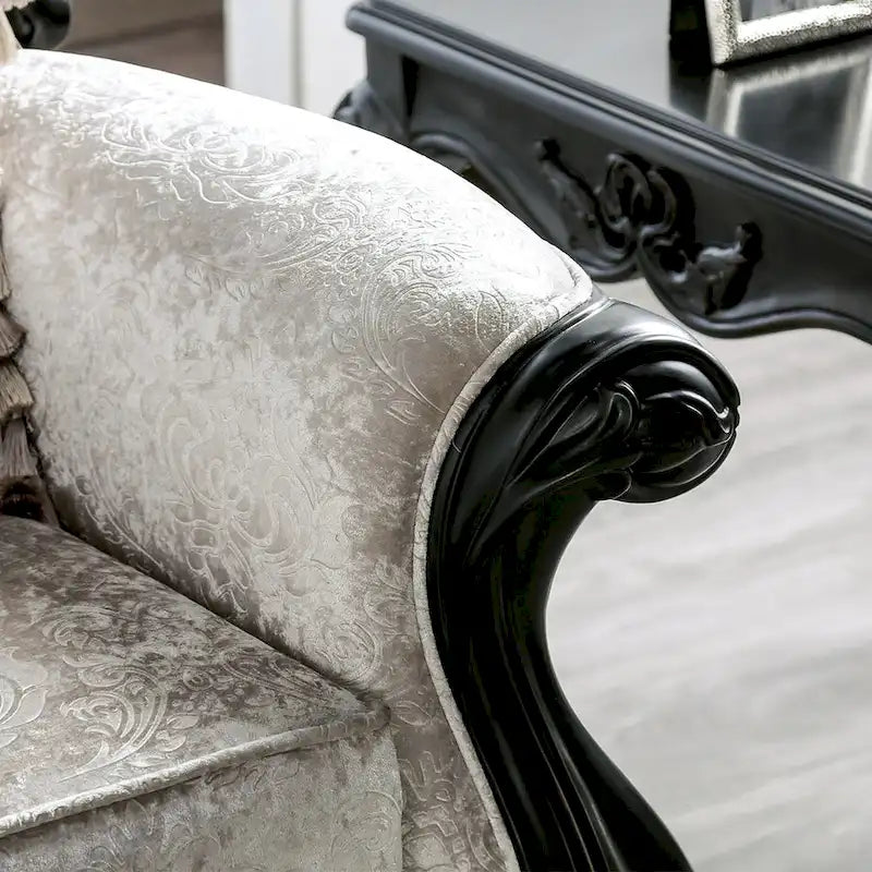Furniture of America Clarissa Traditional Arm Chair with Button Tufted Back and Accent Pillow