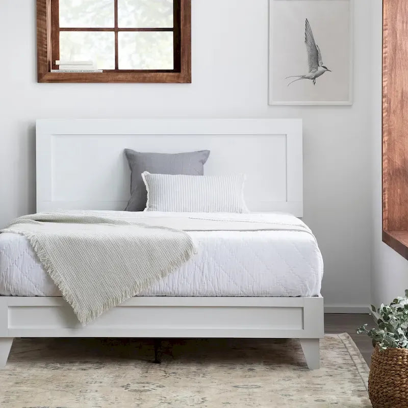 Brookside Leah Classic Wood Platform Bed