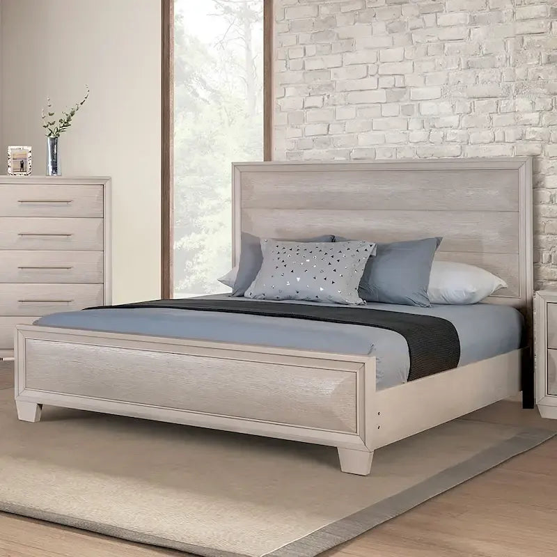 Furniture of America Chase Modern Rounded Wood Panel Bed