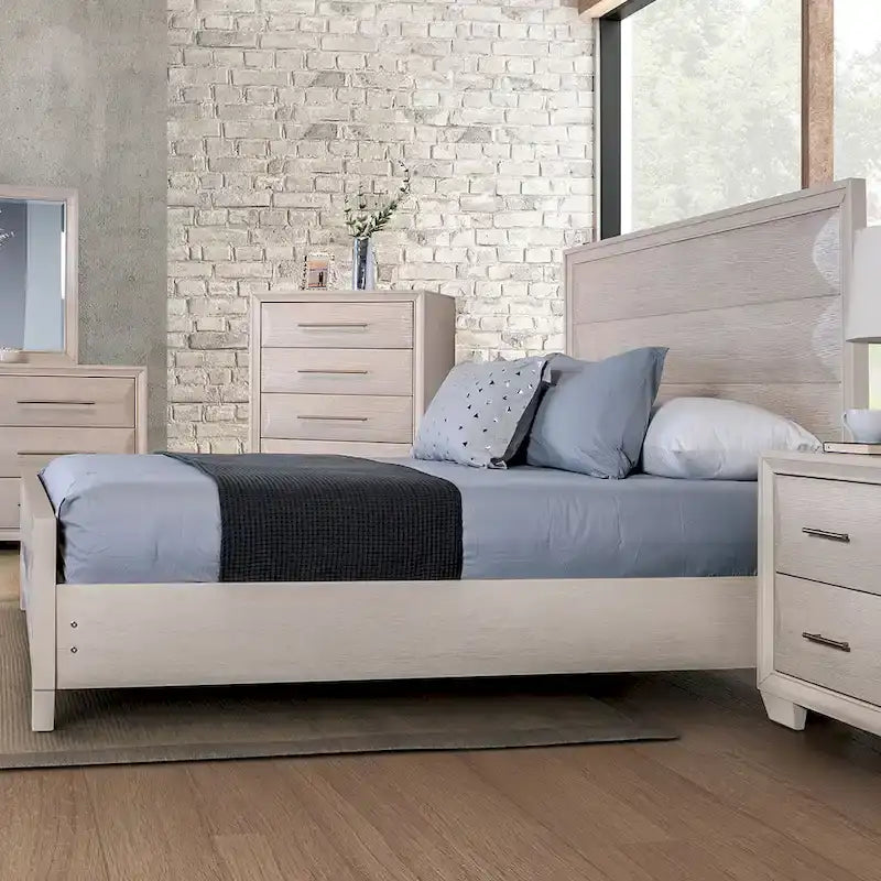 Furniture of America Chase Modern Rounded Wood Panel Bed