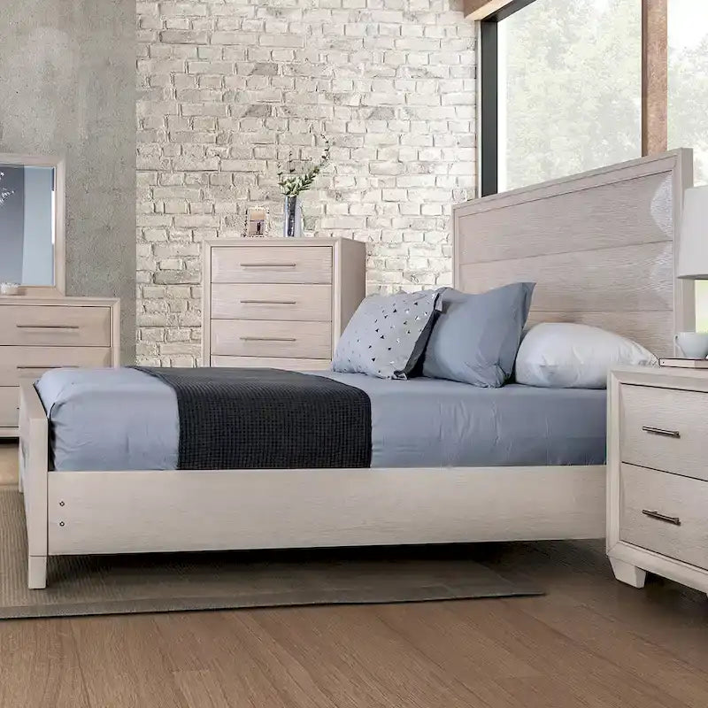 Furniture of America Chase Modern Rounded Wood Panel Bed